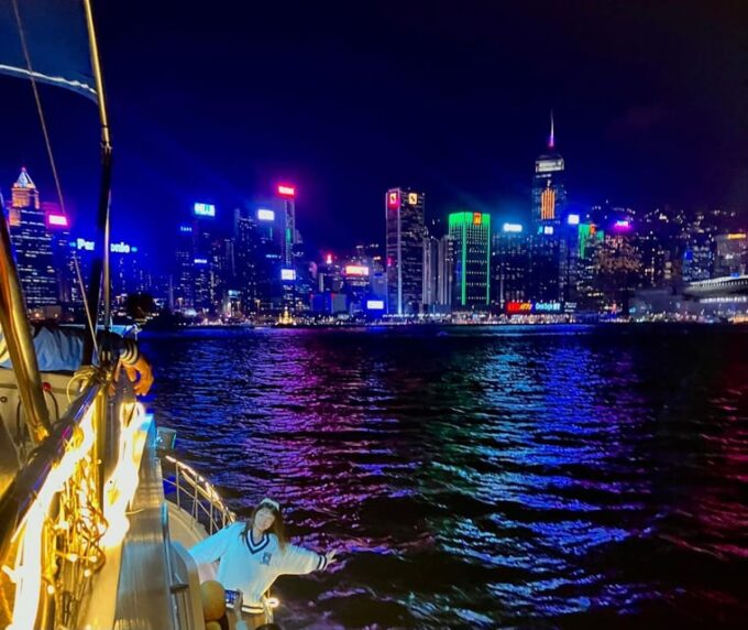 Hong Kong: Victoria Harbour or Symphony of Light Show Cruise - Payment and Booking Options