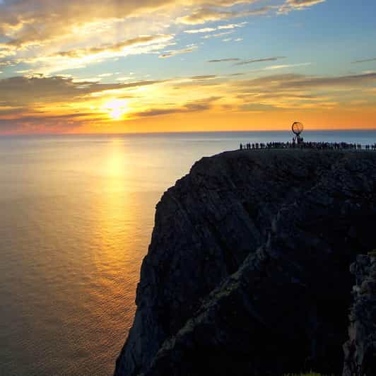 Honningsvåg: North Cape Summer Tour With Sami Family Visit - North Cape Cliff