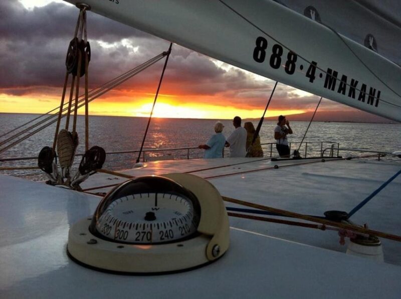 Honolulu: City Lights Sunset Sail - Breathtaking Views and Serene Atmosphere
