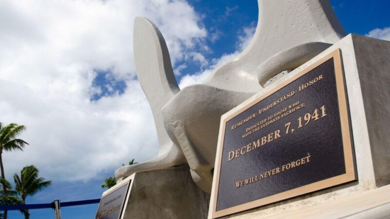 Honolulu: Pearl Harbor, USS Arizona Memorial and City Tour - Tour Highlights and Itinerary