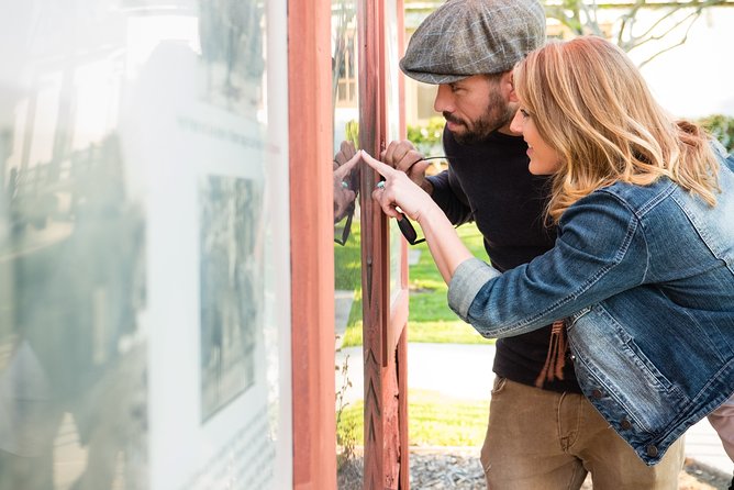 Hood River Team Trivia Hunt: New  Mobile Game App! - Meeting Details