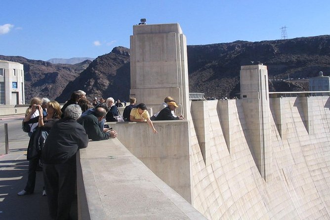 Hoover Dam Comedy Tour With Lunch and Comedy Club Tickets - Tour Inclusions