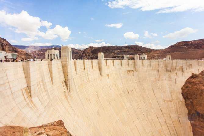 Hoover Dam Tour With Lake Mead Cruise From Las Vegas - Deli-Style Lunch Onboard