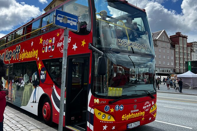 Hop-On Hop-Off Experience Bergen - Tour Amenities and Accessibility