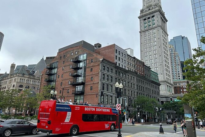Hop-on Hop-off Sightseeing and Freedom Trail Walking Tour - Tour Guide Expertise