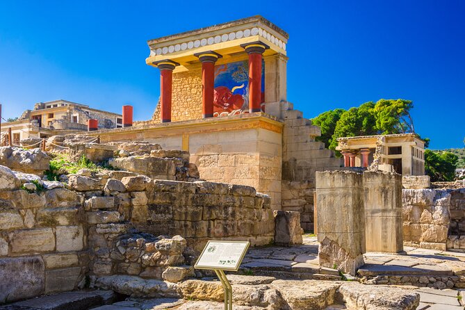 Hop-On Hop-Off Sightseeing Bus Tour in Heraklion - Cancellation and Booking