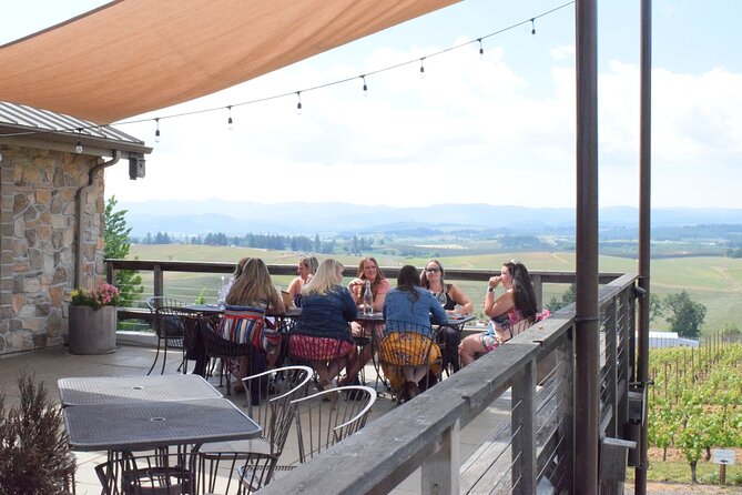 Hop On Hop Off Wine Tour | Willamette Valley OR - Getting to the Meeting Point