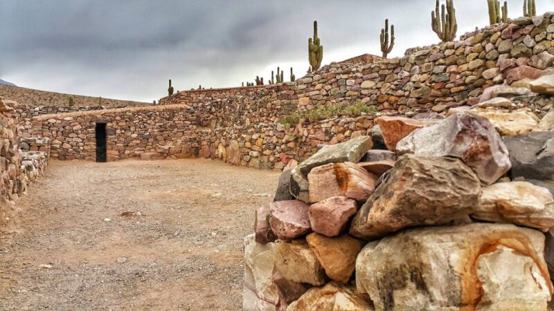 Hornocal: Tour of the 14 Colors Mountain & Humahuaca's Gorge - Transportation and Logistics