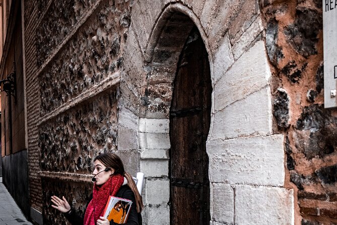 Horror Night Tour in Madrid on Foot - Guided Storytelling Experiences