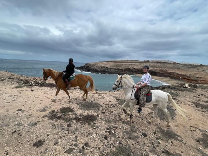 Horse Riding Coast Tour - Experience Requirements