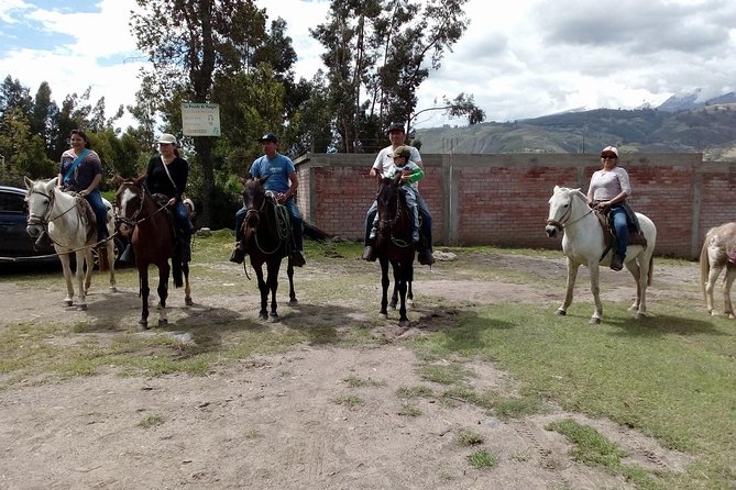 HORSE RIDING - Panoramic Mountain View in Private - CORDILLERA BLANCA - What to Expect