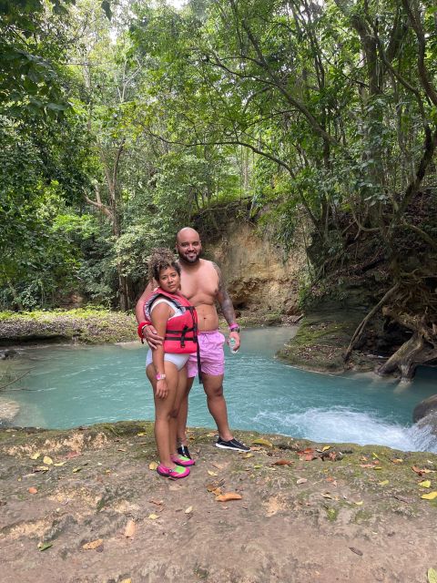 Horseback Ride, Blue Hole, Secret Falls & River Tubing Tour - Horseback Riding
