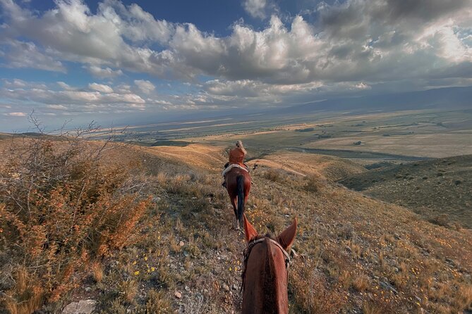 Horseback Riding and Barbecue in a Private Ranch - La Carrera, Mendoza - Scenic Mountain Views