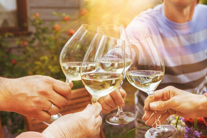 Horseback Riding and Wine Tasting Tour - Practical Tips for Participants