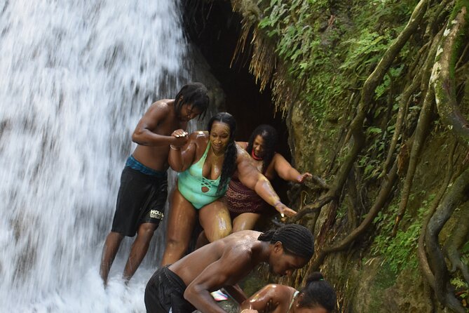 Horseback Riding , Blue Hole and Lunch From Ocho Rios - Booking Your Stay