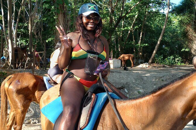 Horseback riding, Blue hole or Dunn's River Combo - An Exciting Tour of Jamaica’s Natural Wonders: Horseback Riding, Blue Hole, and Dunn’s River