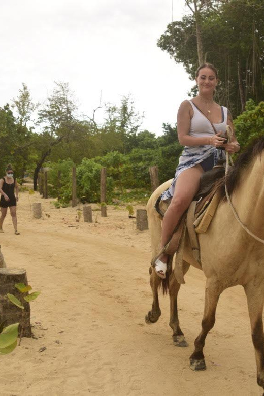 Horseback Riding, Coffee, Chocolate Tasting and Macao Beach - Break and Free Time