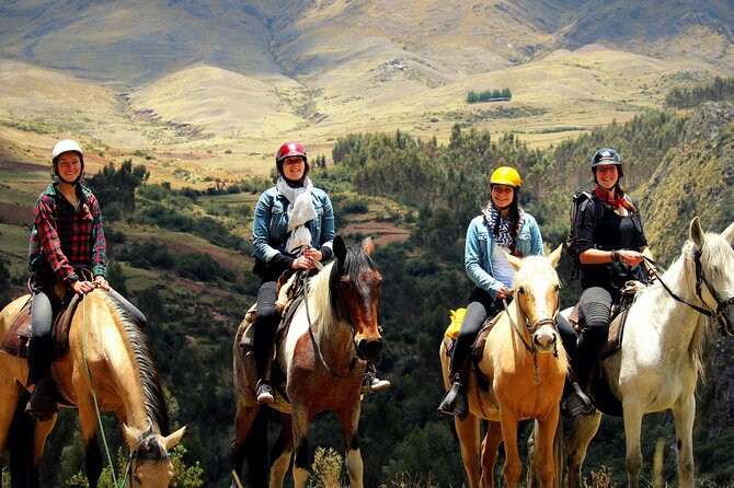 Horseback Riding in Miradores Del Valle Del Cusco, Peru - Key Points