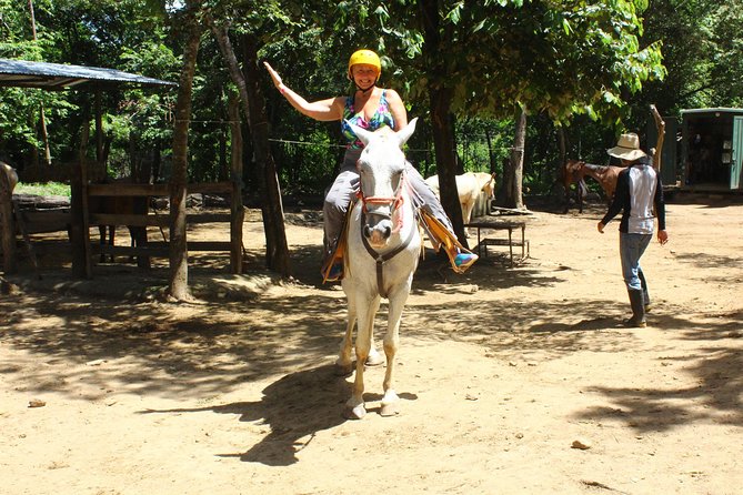 Horseback Riding Jungle and Beach in Playa Flamingo - Meeting and Pickup Information