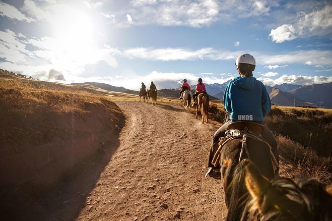 Horseback Riding Maras Moray - Huaynas Expeditions - Key Points