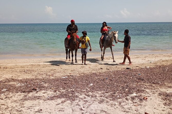 Horseback Riding/River Tubing or Rafting/Blue Hole Private Tour - Tips for an Enjoyable Experience