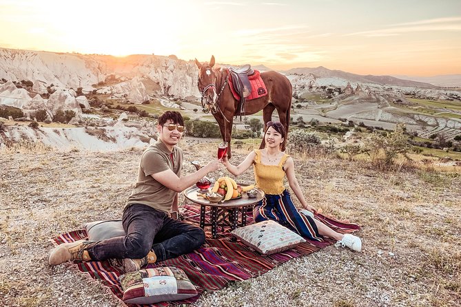 Horserback Riding (Daytime or Sunset) - Pickup and Meeting Logistics
