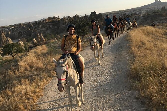 Horserback Riding (Daytime or Sunset) - Recommended Attire and Gear