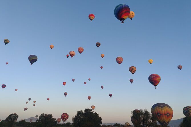 Hot Air Balloon Flight + PickupCDMX + Breakfast Included + Pyramids - The Early Morning Pickup and Journey