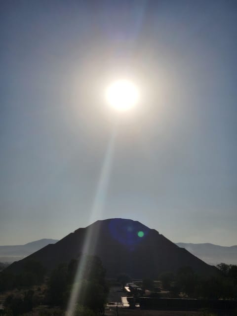 HOT AIR BALLOON +GUIDED TOUR IN THE SKY +BREAKFAST IN A CAVE - Itinerary and Experience