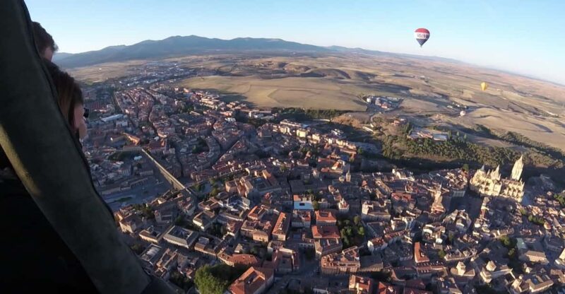 Hot Air Balloon Over Segovia & Hop-On&Hop-Off Touristic Bus - Hot Air Balloon Tour Details