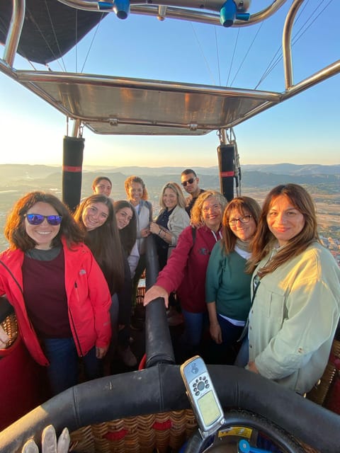 HOT AIR BALLOON RIDE NEAR FROM BARCELONA - Nearby Attractions and Activities