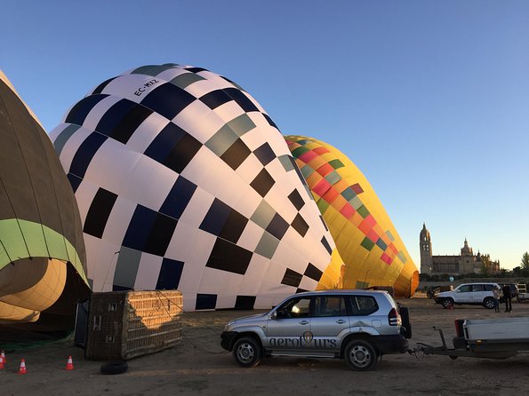 Hot-Air Balloon Ride Over Segovia With Optional Transport From Madrid - Inclusions and Highlights