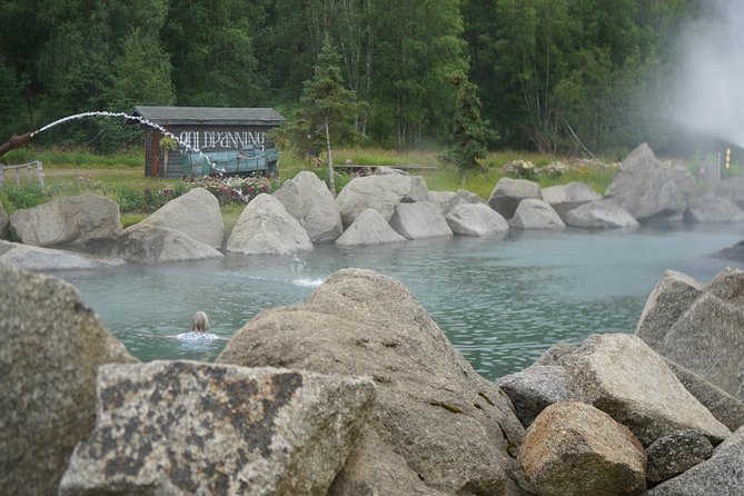 Hot Spring and Northern Lights Photography Tour - Ice Museum Artistry