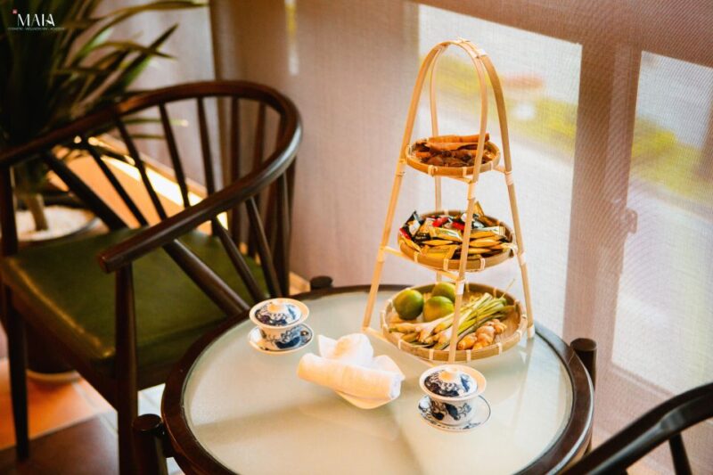 Hotstone Luxury - Relaxation Lounge and Setting
