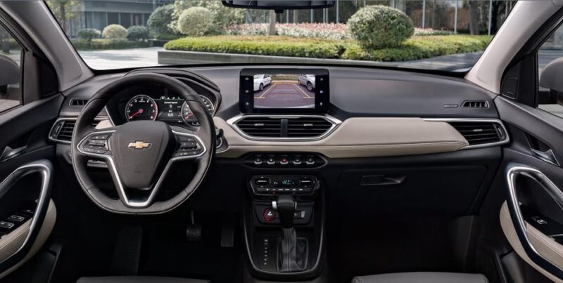 Hourly Rental of a SUV With a Bilingual Driver. - Driver Qualifications