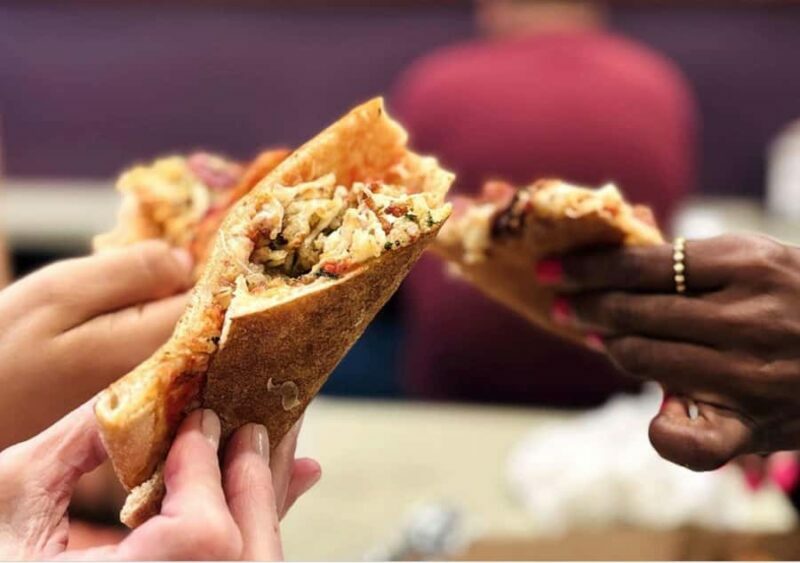 Houston: Downtown Food Tour with 6 Local Favorites Dishes - Key Points