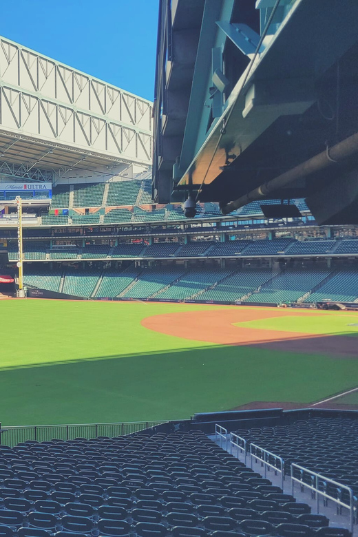 Houston: Houston Astros Baseball Game at Minute Maid Park - Key Points