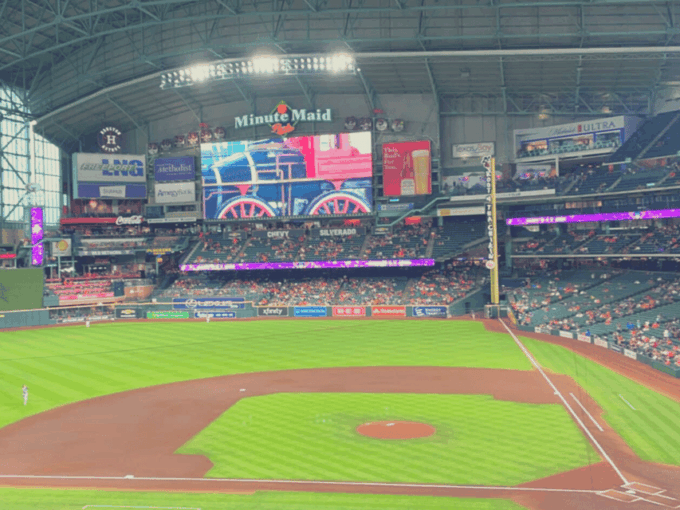 Houston: Houston Astros Baseball Game at Minute Maid Park - Venue Accessibility