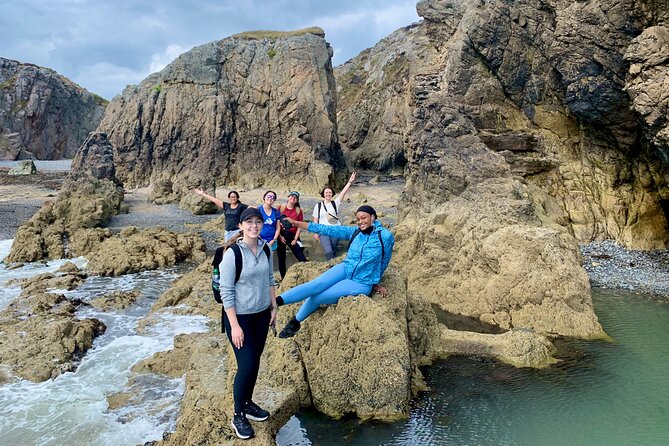 Howth Peninsula Hiking Tour Overlooking Dublin Bay - Scenic Viewpoints and Landmarks
