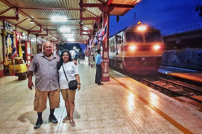 Hua Hin by Night Private Tour With TUK TUK - Transportation and Accessibility