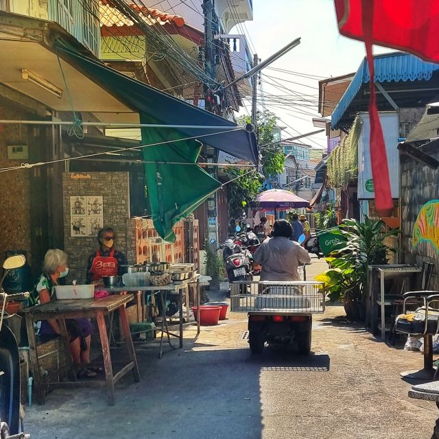 Hua Hin: Thai Street Food & Market Walking Tour - Tour Experience