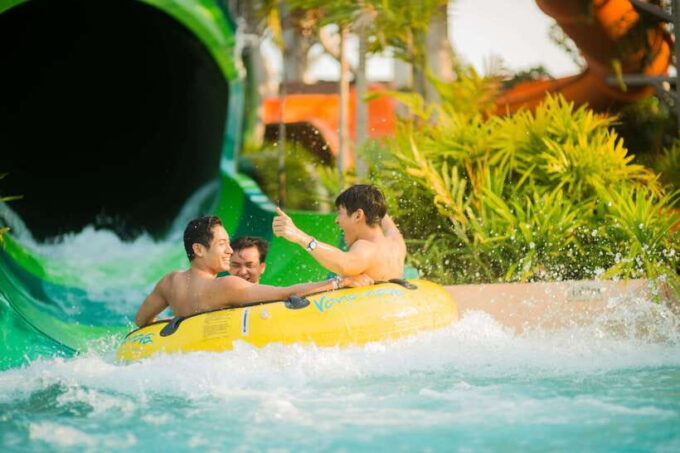 Hua Hin: Vana Nava Waterpark Ticket - Experience the Adventure River and Zone