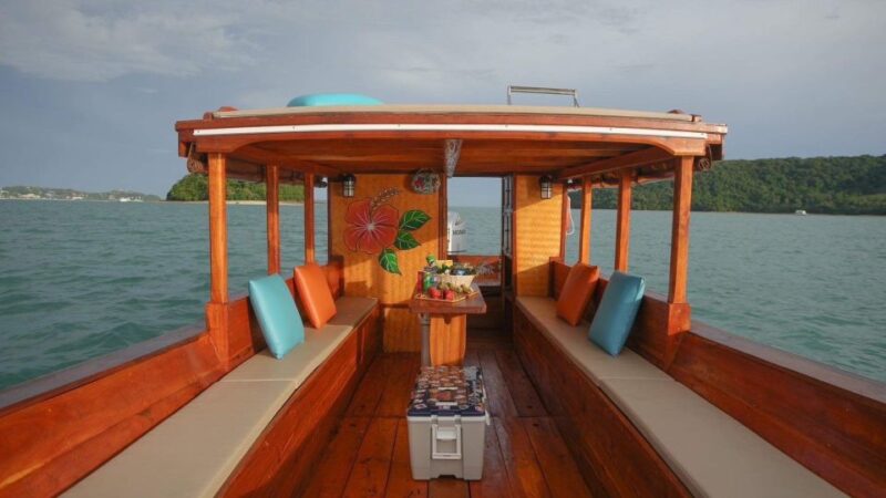 Hua-Tong Luxury Vintage Phuket - Location and Pickup Options