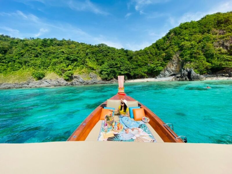 Hua-Tong Luxury Vintage Phuket - Itinerary and Schedule