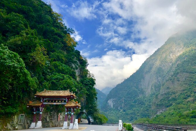 Hualien Taroko Day Tour From Ximending - Feedback and Reviews