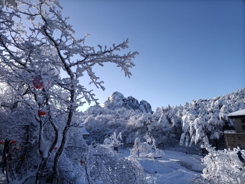 Huangshan: Mountain Top Day Trip With Cable Car and Pickup - Important Information and Restrictions