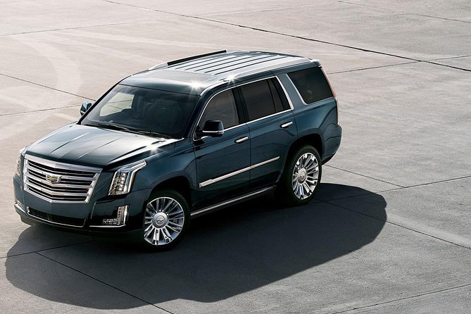 Huatulco - Luxury Private Transport Service - Driver Expertise and Safety