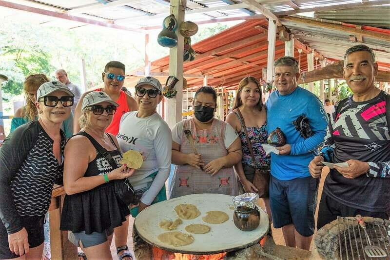 Huatulco: Mountain Waterfall Tour with Local Lunch - An Introduction to the Mountain Waterfall Tour