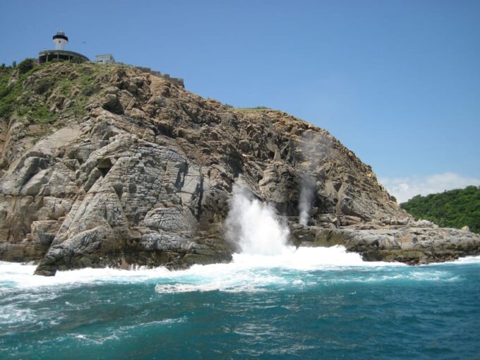 Huatulco: Premium Boat Tour With Snorkel Experience. - What to Bring
