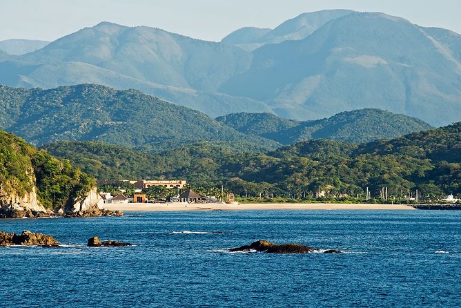 Huatulco Shore Excursion: Seven Bays Private Tour - Beverages and Dining Options